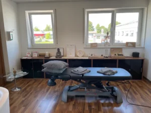 Behandlungszimmer - Liebscher & Bracht Praxis