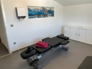 Therapieliege für Liebscher & Bracht Behandlung