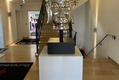 Eingangsbereich - Liebscher & Bracht Praxis